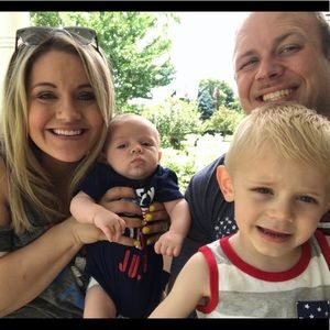 Meet your Posher, Abbie